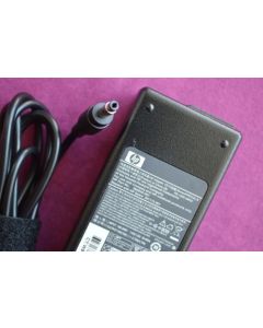 Uniq Trade 90W 19V 4.74A Pin Size  5.5 x 2.5 Compatible HP Laptop charger